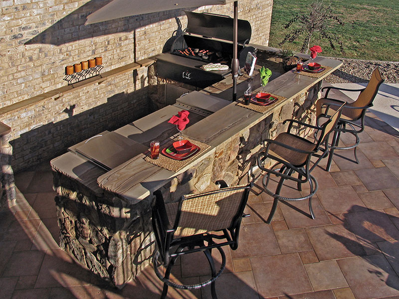 Outdoor Kitchen